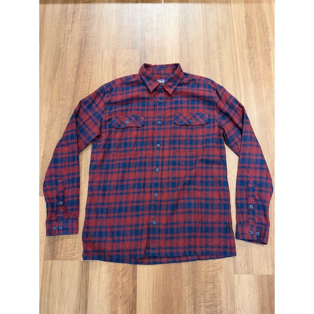 Patagonia Fjord Flannel Shirt Mens L Red Plaid Organic Cotton 42400FA22
